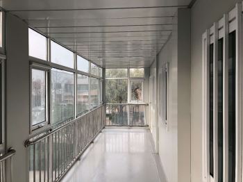 如何建造打包箱房